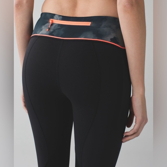 Lululemon Pace Rival Crop22" Black /Blooming Pixie Slate Black /Very Light Flare - Picture 4 of 12